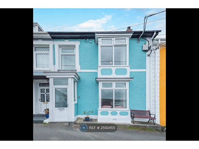 4 Bedroom Terraced House To Rent In High Terrace, New Quay, SA45