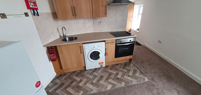 1 Bedroom Flat To Rent In , West Luton Place, Adamsdown, CF24