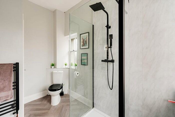 1 Bedroom Apartment For Sale In Sydenham Road | Cotham, BS6