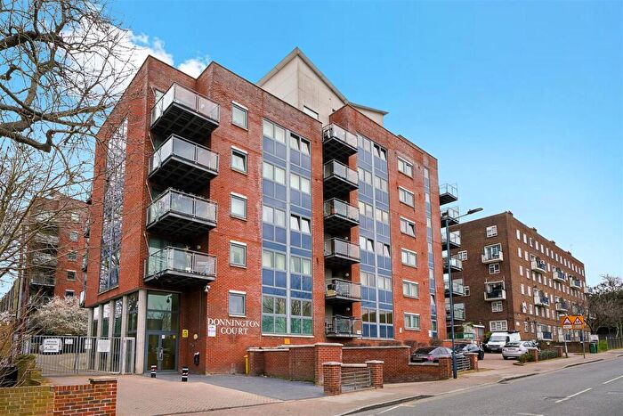 2 Bedroom Apartment For Sale In Donnington Road, Willesden Green, NW10