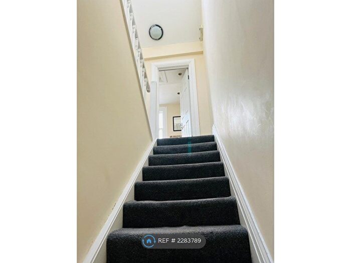 1 Bedroom Flat To Rent In Argyle Square, Sunderland, SR2