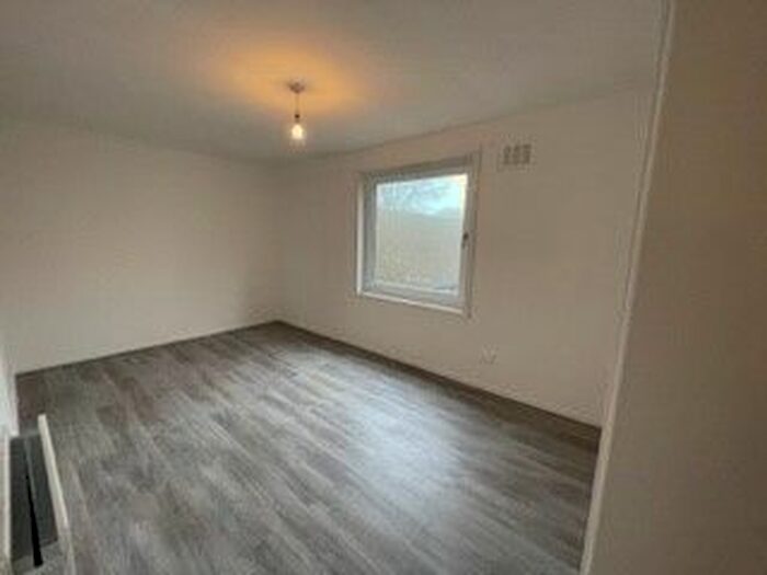 2 Bedroom Flat To Rent In Cadenhead Road, Aberdeen, AB25
