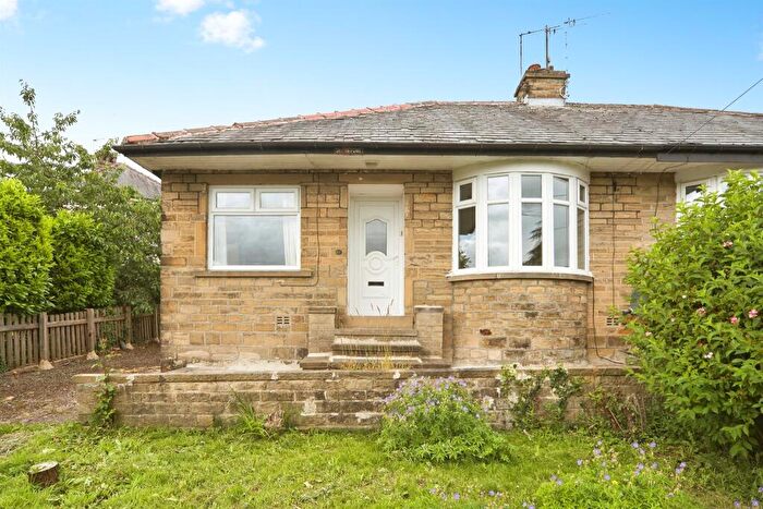 2 Bedroom Semi-Detached Bungalow For Sale In Harden Lane, Wilsden, Bradford, BD15