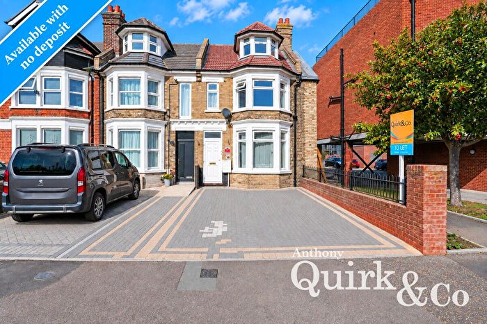 4 Bedroom End Of Terrace House To Rent In West Avenue, Clacton-On-Sea, CO15