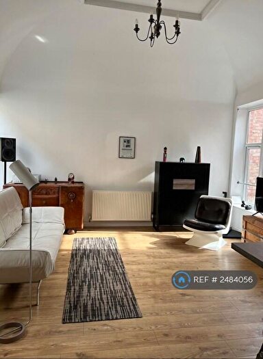 1 Bedroom Flat To Rent In Bowlalley Lane, Hull, HU1