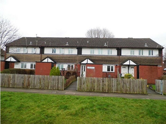 1 Bedroom Flat To Rent In West Park Gardens, Prenton, Wirral, Merseyside, CH43