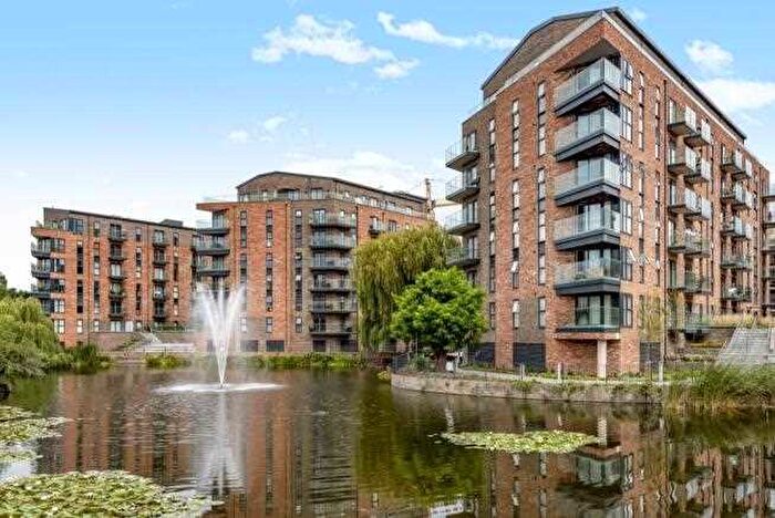 2 Bedroom Apartment To Rent In James Smith Court, Dartford, DA1