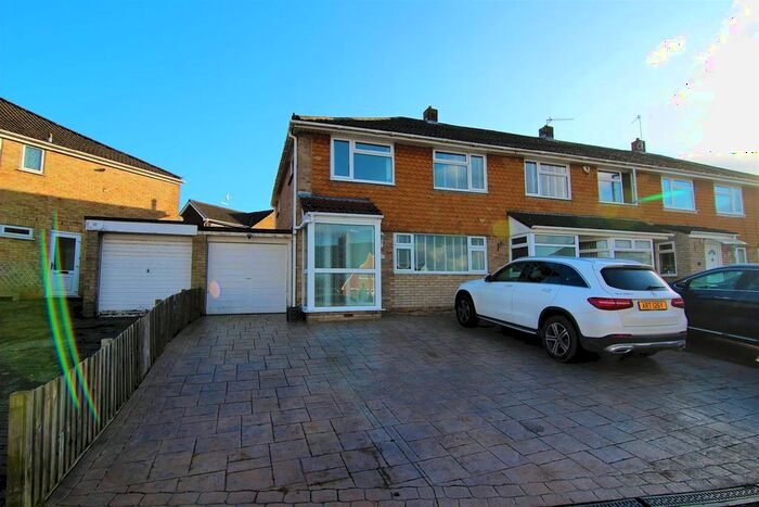 3 Bedroom Semi-Detached House To Rent In Ravenhead Drive, Hengrove, Bristol, BS14