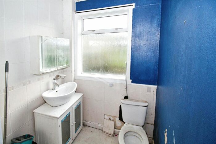 3 Bedroom Terraced House For Sale In Balerno Street, Dundee, Angus, DD4