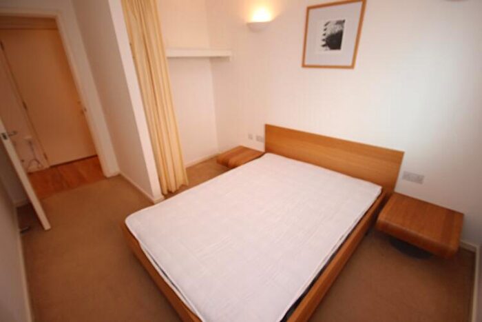 2 Bedroom Apartment To Rent In Lumiere, City Road East Manchester, M15