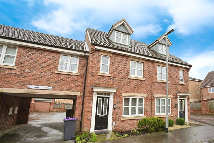 3 Bedroom Town House To Rent In Adlington Mews, Gainsborough, DN21