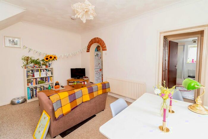 1 Bedroom Maisonette To Rent In Wilton Road, Shirley, Southampton, SO15