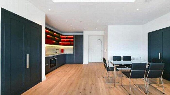 2 Bedroom Apartment To Rent In Astell House, London City Island, Canning Town, E14