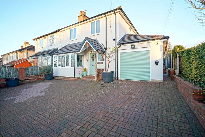 3 Bedroom Semi-Detached House For Sale In Herringthorpe Valley Road, Rotherham, South Yorkshire, S65