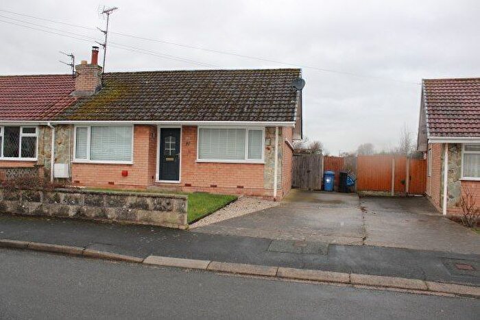 2 Bedroom Semi-Detached House To Rent In Maes Owen, Rhyl, LL18