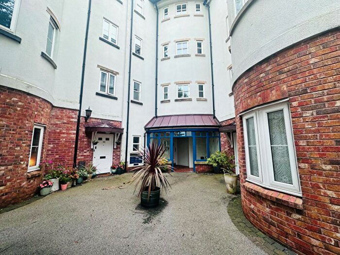 1 Bedroom Flat To Rent In Eastcliff, Portishead, BS20