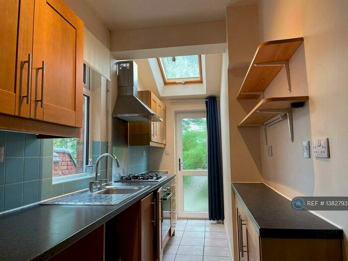 2 Bedroom Terraced House To Rent In Avenue Road Extension, Leicester, LE2