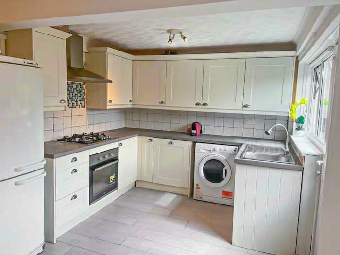 3 Bedroom House To Rent In Heol Dynys, Ravenhill, Swansea, SA5