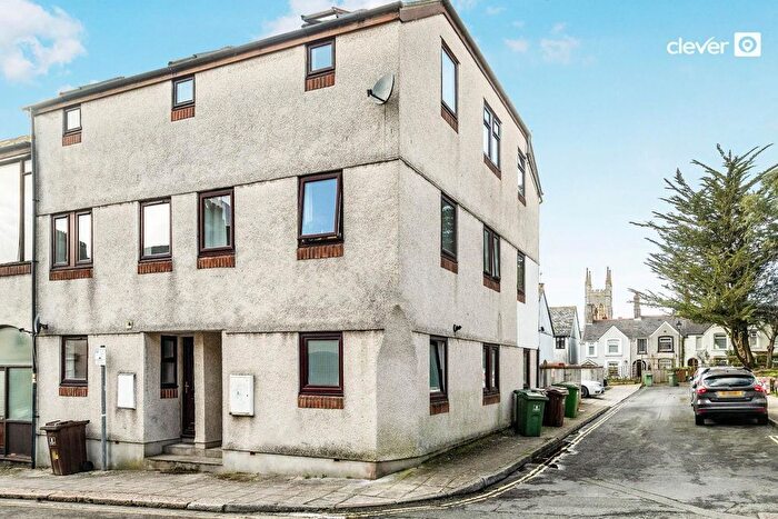 3 Bedroom Maisonette For Sale In Clifton Street, Plymouth, PL4