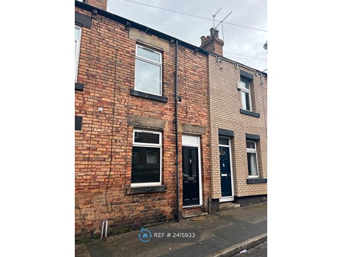 2 Bedroom Terraced House To Rent In Junction Street, Barnsley, S70