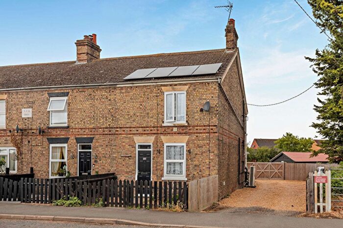 3 Bedroom Terraced House For Sale In Station Road, Manea, March, PE15