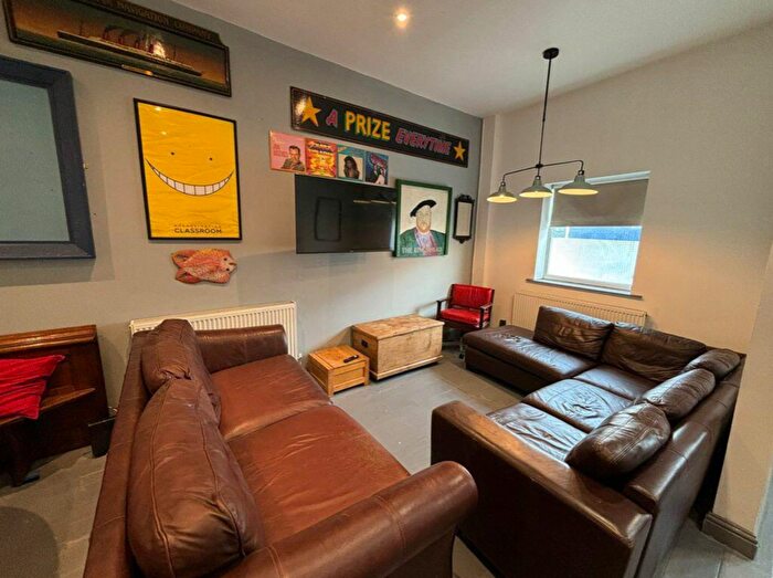 6 Bedroom House To Rent In Lawrence Road, Liverpool, Merseyside, L15