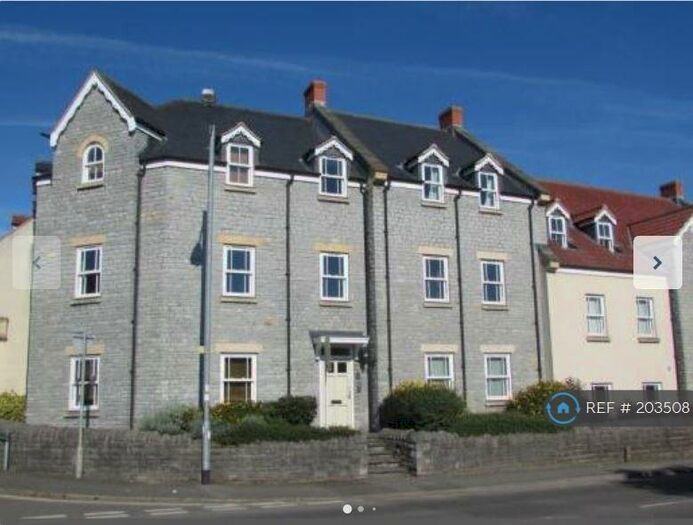 2 Bedroom Flat To Rent In The Cross, Street, BA16