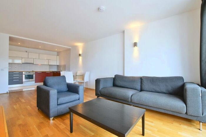 2 Bedroom Apartment To Rent In Skyline Central, Goulden Street, Manchester, M4