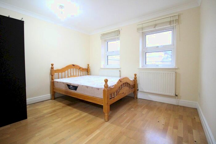 1 Bedroom Flat To Rent In Bethnal Green Rd, London E2