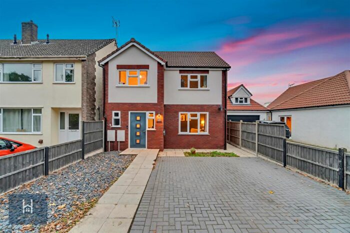 4 Bedroom Detached House For Sale In Stanshawes Drive, Yate, BS37