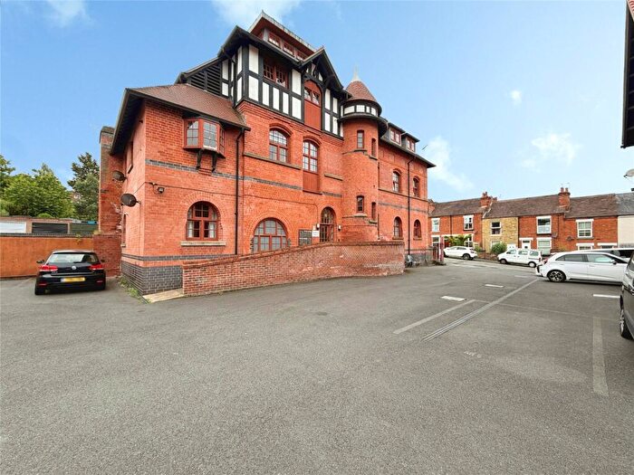 2 Bedroom Flat For Sale In Marhill Road, Carlton, Nottingham, Nottinghamshire, NG4