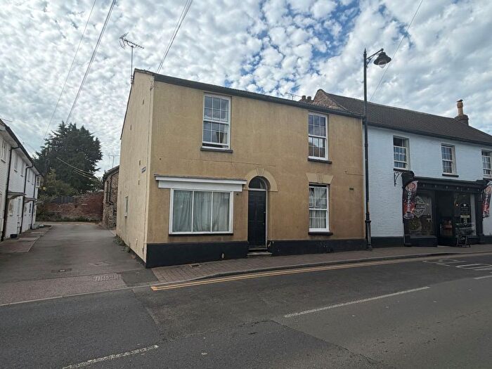 4 Bedroom Flat For Sale In A, B, C Amp; D High Street, Newington, Kent, ME9
