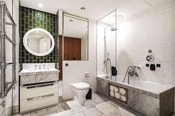 1 Bedroom Flat To Rent In Ambassador Building, New Union Square, London, SW8