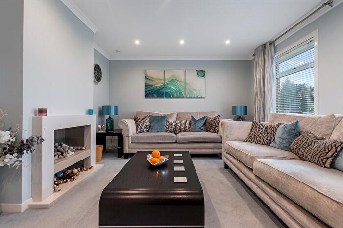 4 Bedroom Detached House For Sale In Brodick Drive, Gourock, PA19