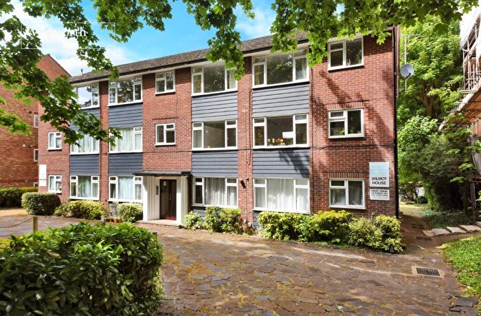 1 Bedroom Apartment For Sale In Eaton Road, Sutton, SM2