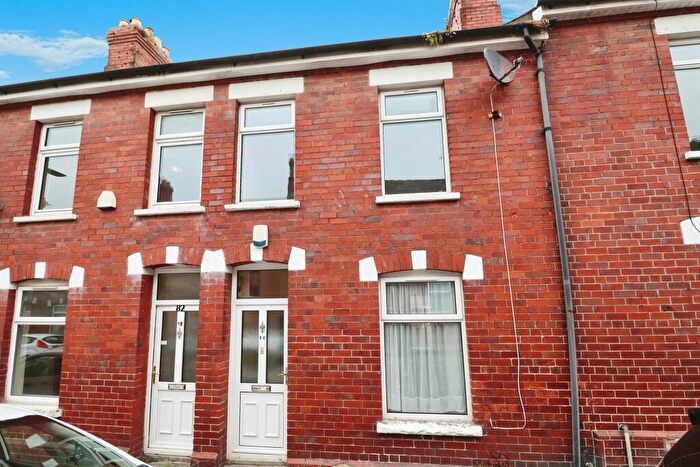 2 Bedroom Terraced House For Sale In Phyllis Street, Barry, CF62