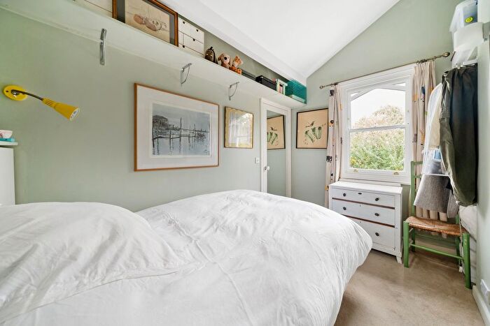 2 Bedroom Terraced House For Sale In Bute Gardens, Brook Green, Hammersmith, W6