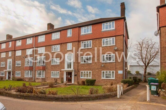 2 Bedroom Flat To Rent In Bushey Court, Bushey Road SW20