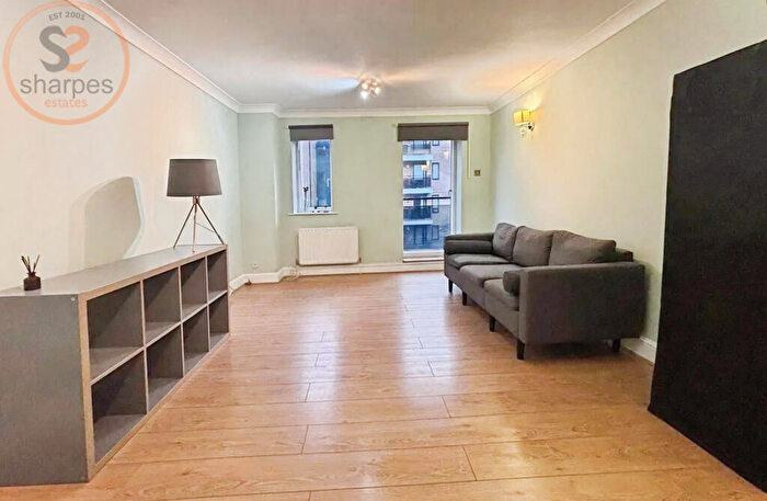 2 Bedroom Flat To Rent In Tavistock Road, Croydon, Greater London, CR0