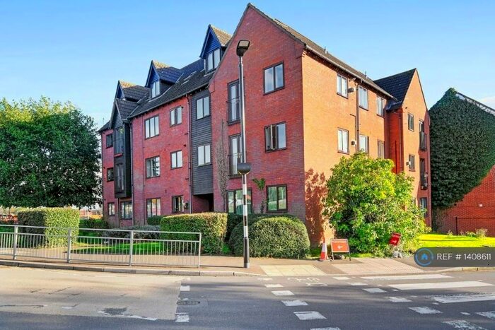 1 Bedroom Flat To Rent In Shakespeare Road, Bedford, MK40