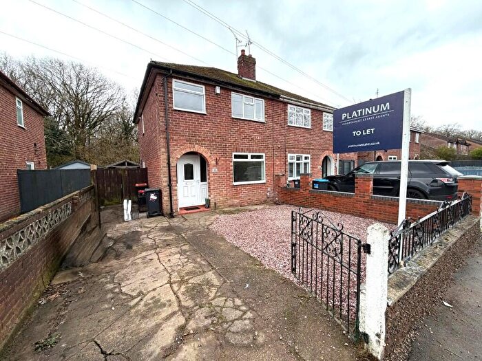 3 Bedroom Semi Detached House To Rent In Woodbank Road, Ellesmere Port, Cheshire, CH65