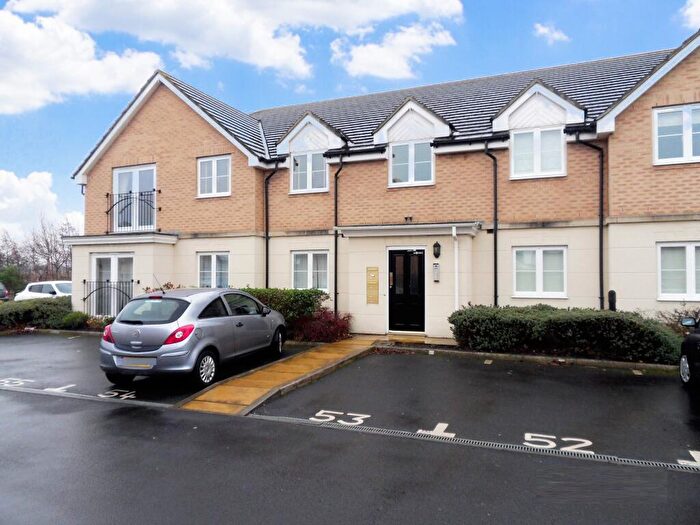 2 Bedroom Apartment To Rent In Briar Vale, Monkseaton, NE25