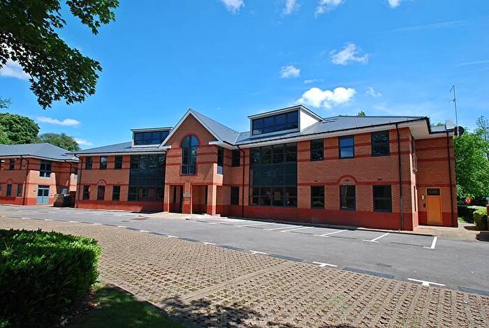 2 Bedroom Apartment To Rent In Furlong Road, Bourne End, SL8