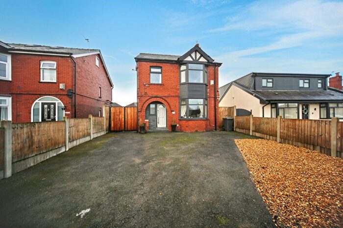 3 Bedroom Detached House For Sale In Preston Road, Standish, WN6