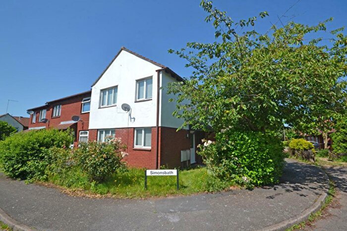 2 Bedroom Cluster House To Rent In Simonsbath, Furzton, Milton Keynes, Buckinghamshire, MK4