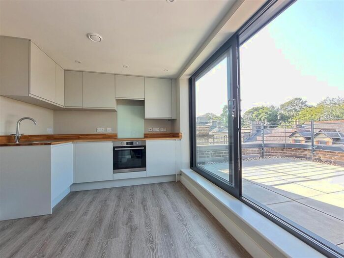 Studio To Rent In Flat, Essex House, Regent Street, Cambridge, CB2