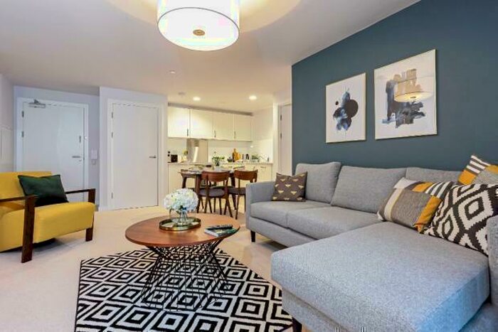 2 Bedroom Apartment To Rent In Aaron House, Leodis Square, LS11