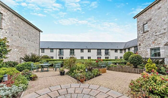 1 Bedroom Flat For Sale In East Street, Newton Abbot, Devon., TQ12