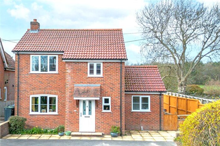 3 Bedroom Detached House For Sale In The Hollow, Chirton, Devizes, SN10