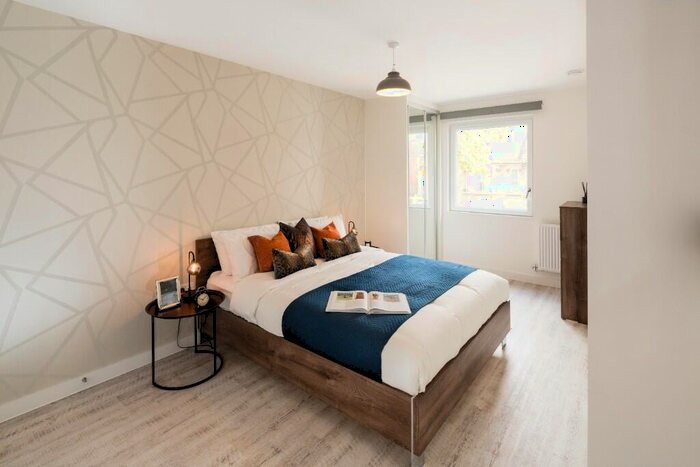 1 Bedroom Flat To Rent In Sopwith Avenue, London, E17